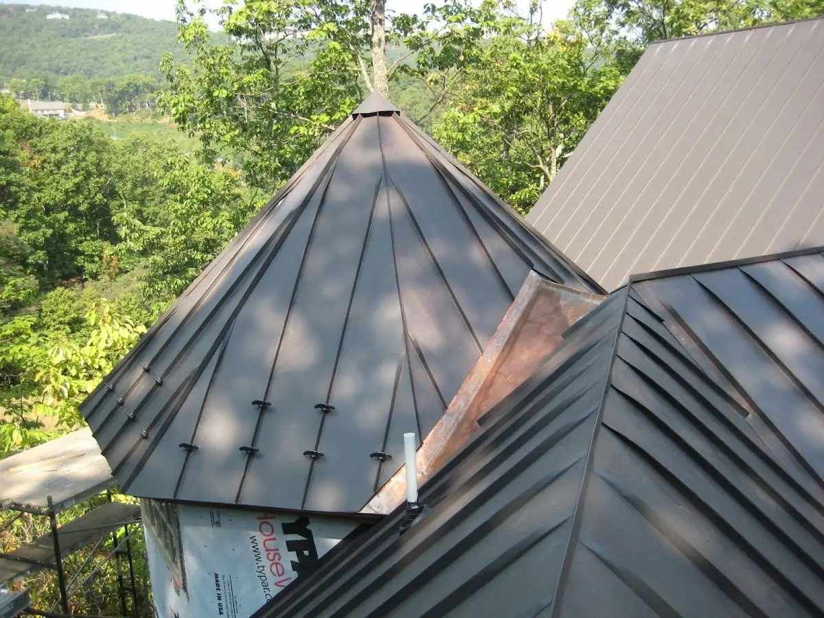 Professional Shingle Replacement & Repair by Craftsman Roofing in Bridgedale
